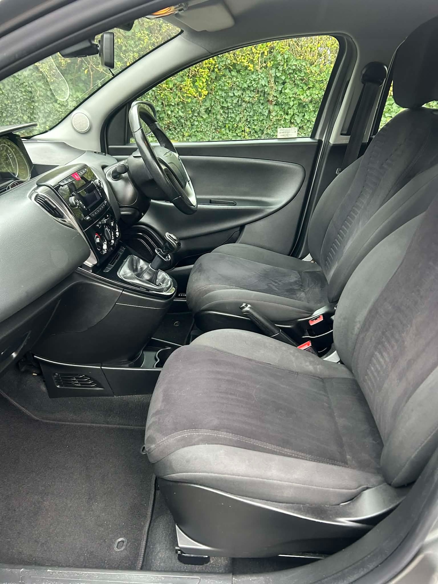 Used Chrysler Ypsilon 2013 for sale - 77324246: Photo 12