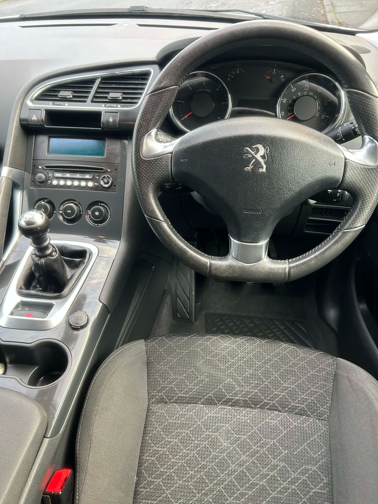 Used Peugeot 3008 2016 for sale - 77490105: Photo 12