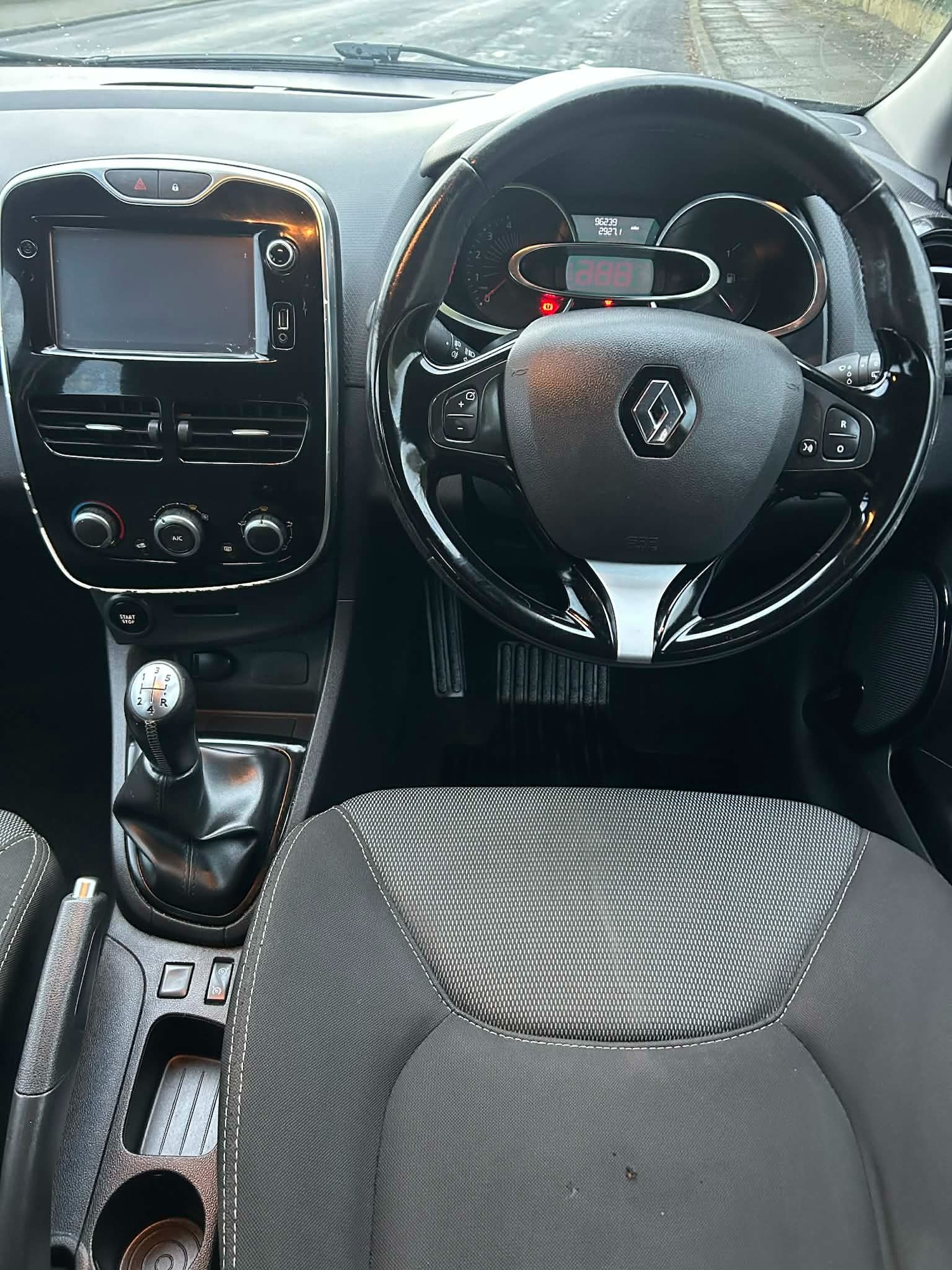 Used Renault Clio 2016 for sale - 78013028: Photo 13