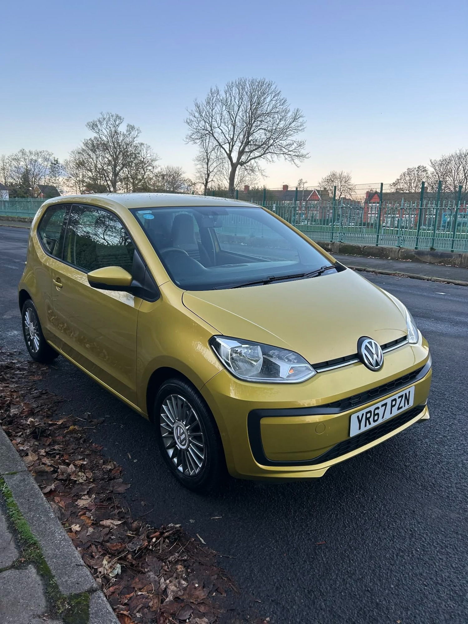 Used Volkswagen up! 2017 for sale - 76970978: Photo 4