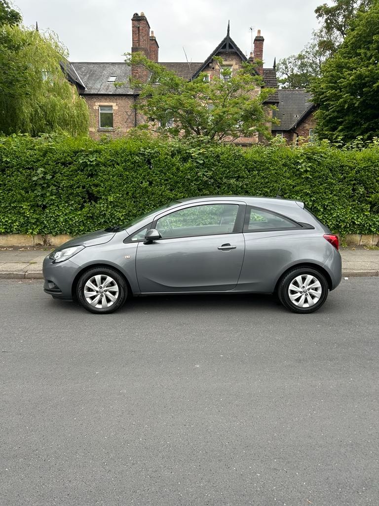 Used Vauxhall Corsa 2015 for sale - 76970075: Photo 2