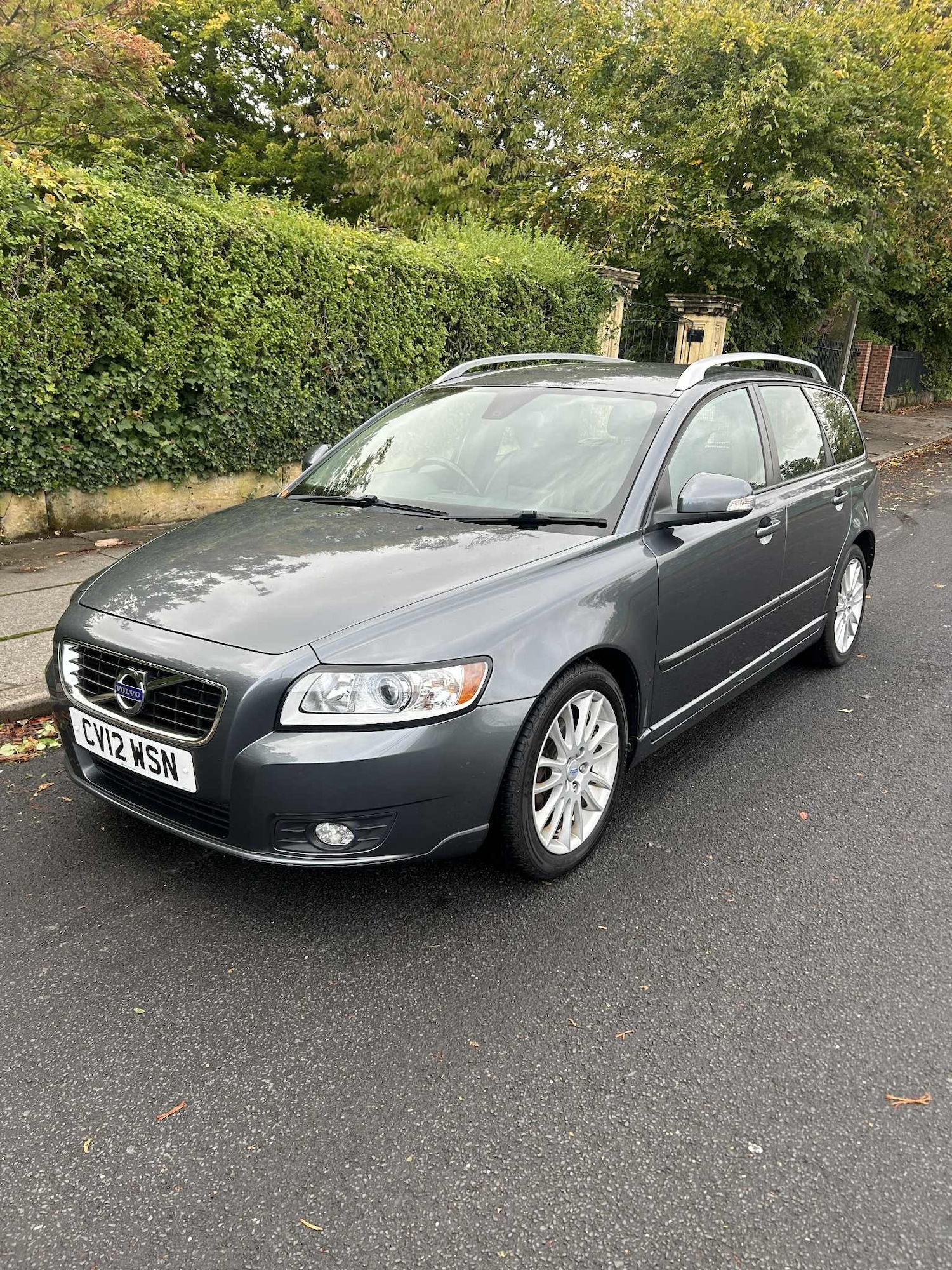Used Volvo V50 2012 for sale - 76422444: Photo 1