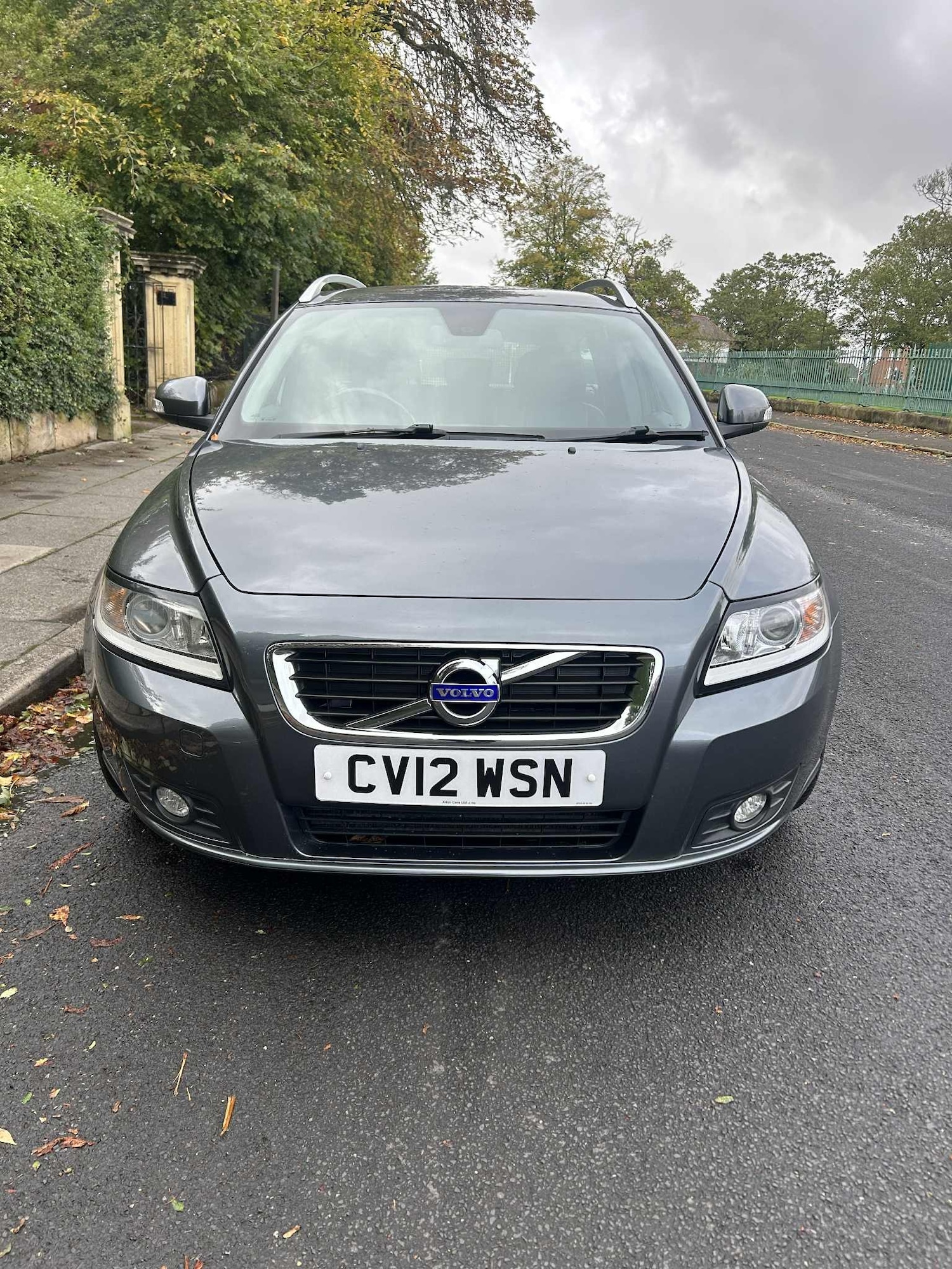 Used Volvo V50 2012 for sale - 76422444: Photo 2