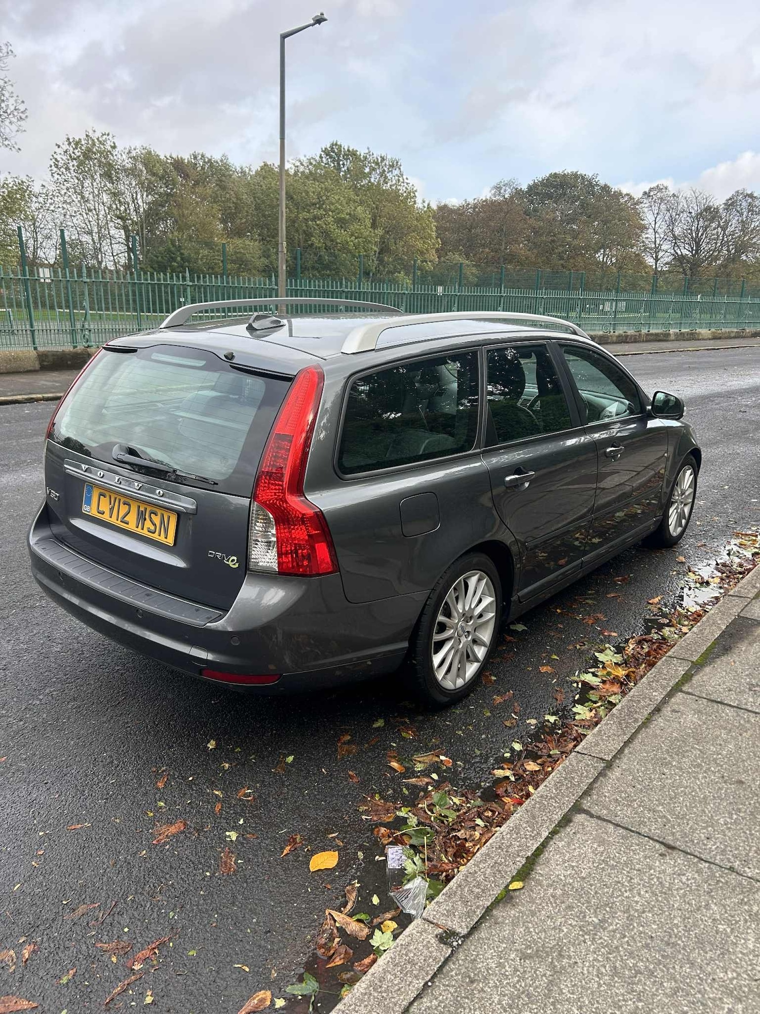 Used Volvo V50 2012 for sale - 76422444: Photo 5