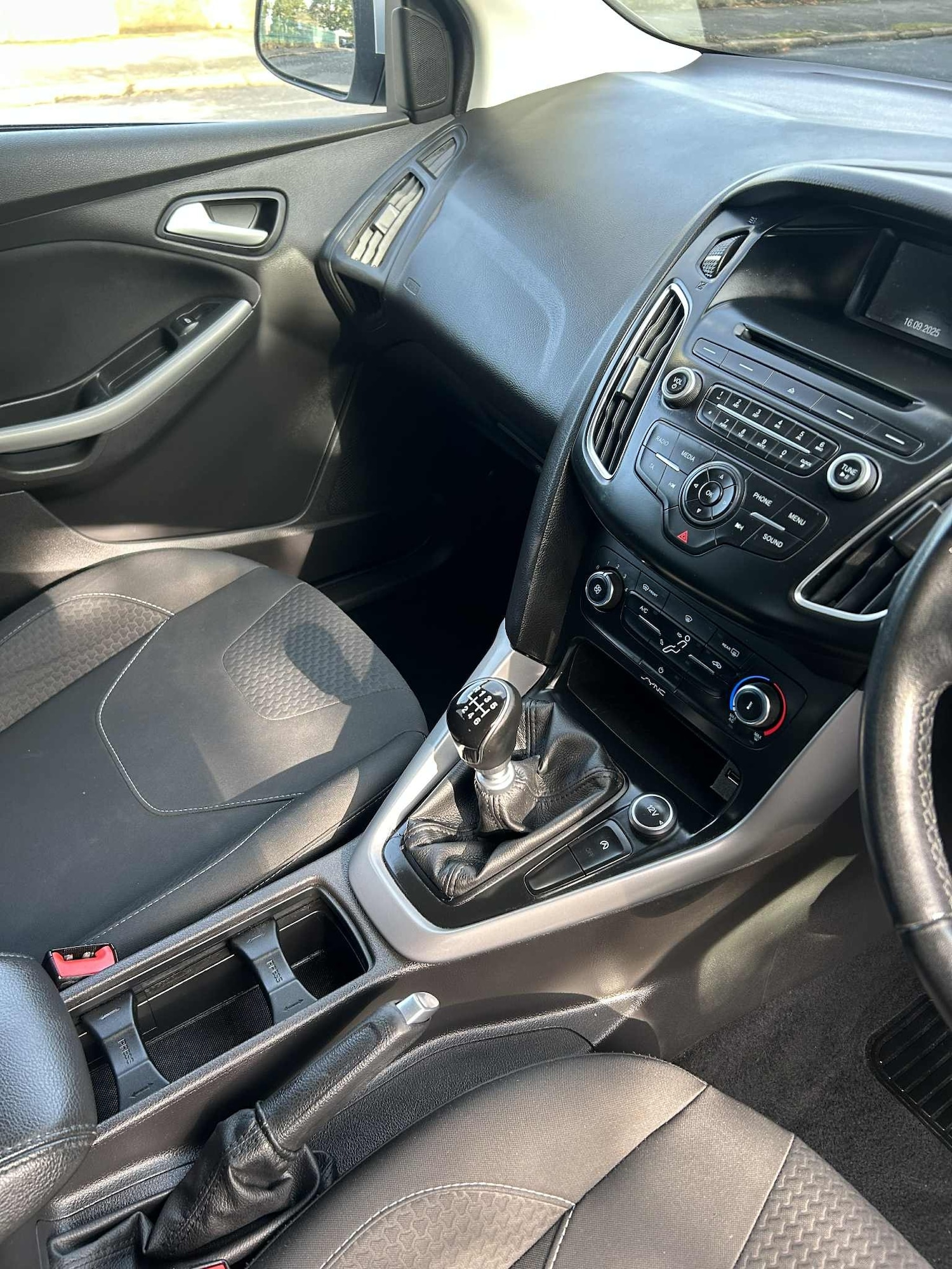 Used Ford Focus 2015 for sale - 77489964: Photo 10