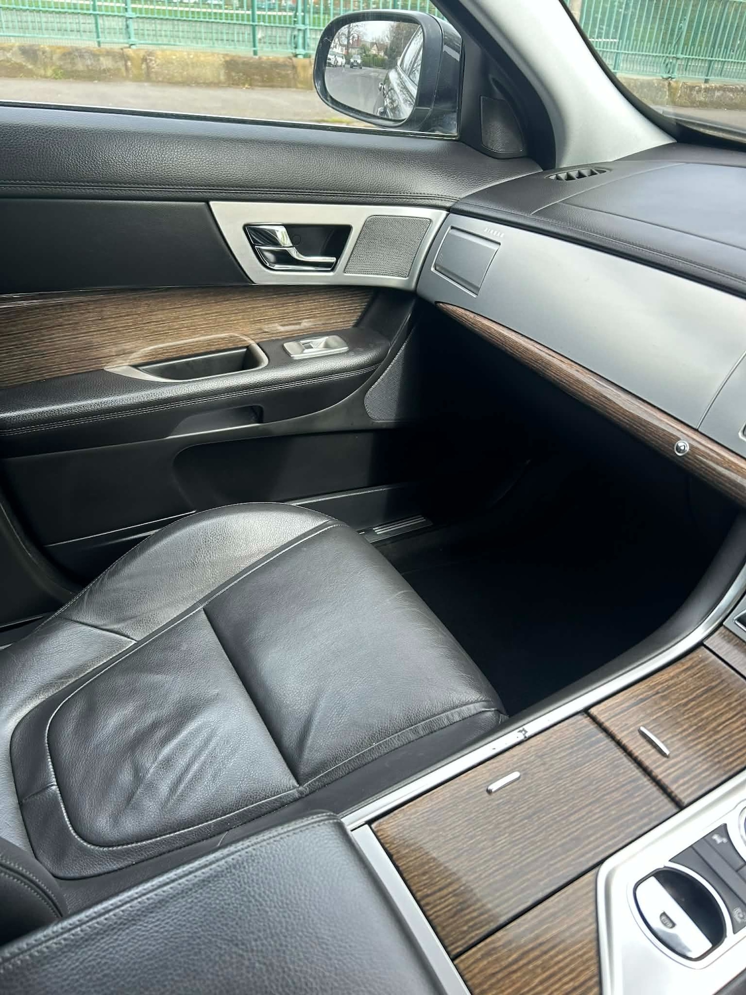 Used Jaguar XF 2015 for sale - 78094796: Photo 14