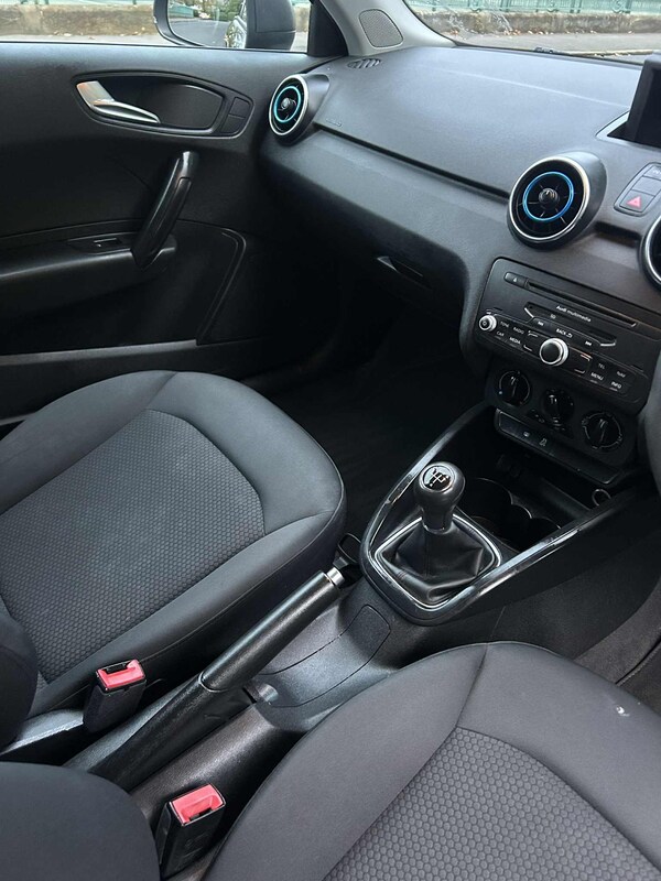 Used Audi A1 2011 for sale - 76319482: Photo 13