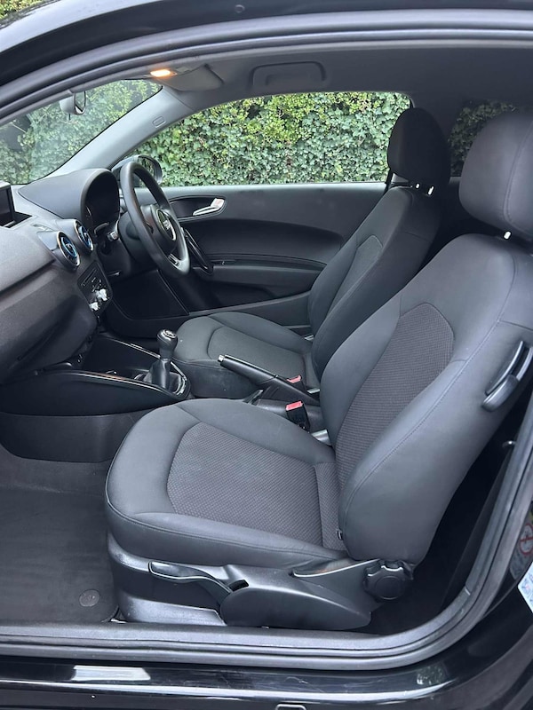 Used Audi A1 2011 for sale - 76319482: Photo 14
