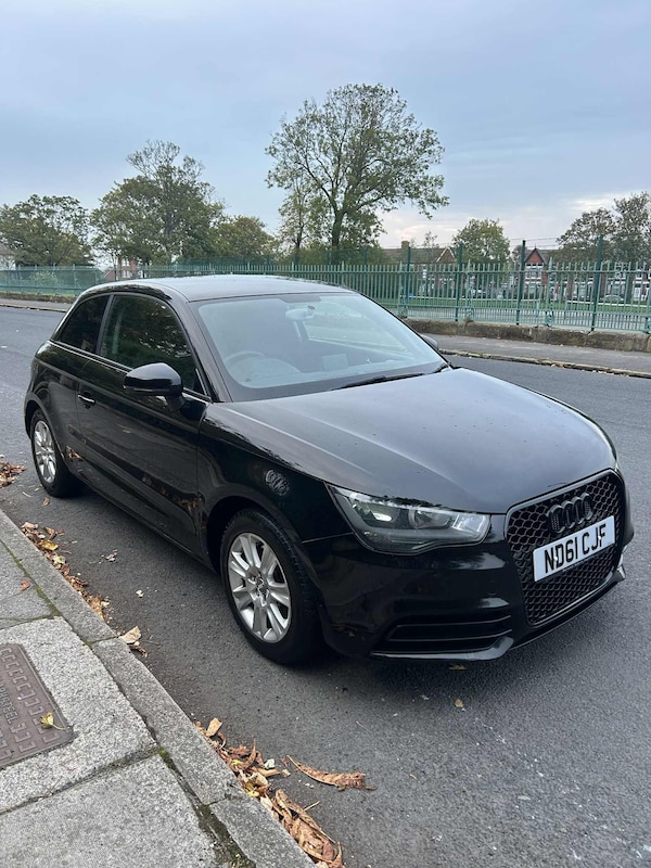 Used Audi A1 2011 for sale - 76319482: Photo 4