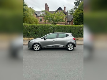 Used Renault Clio 2016 for sale - 79333621: Photo