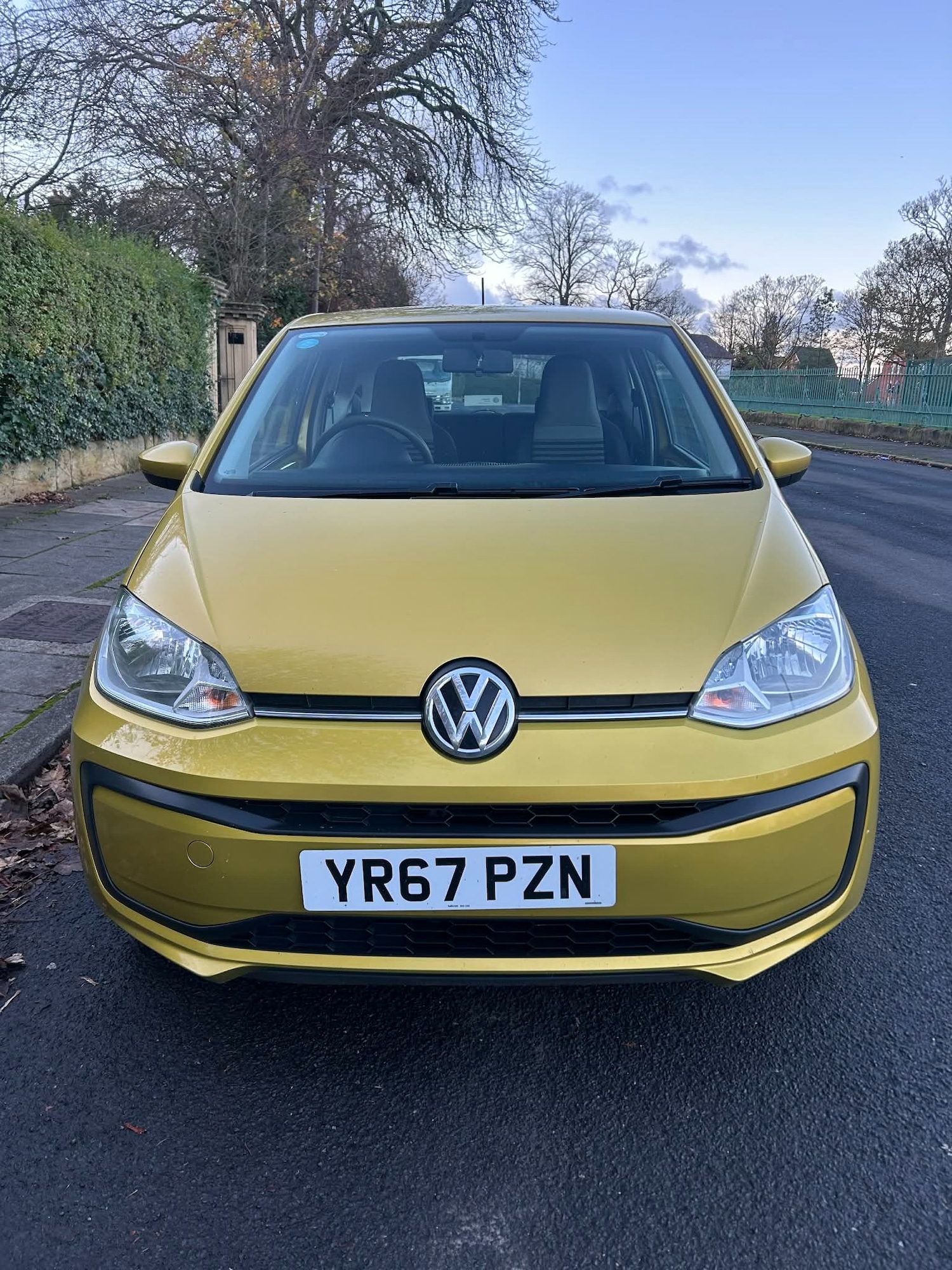 Used Volkswagen up! 2017 for sale - 78223918: Photo 2