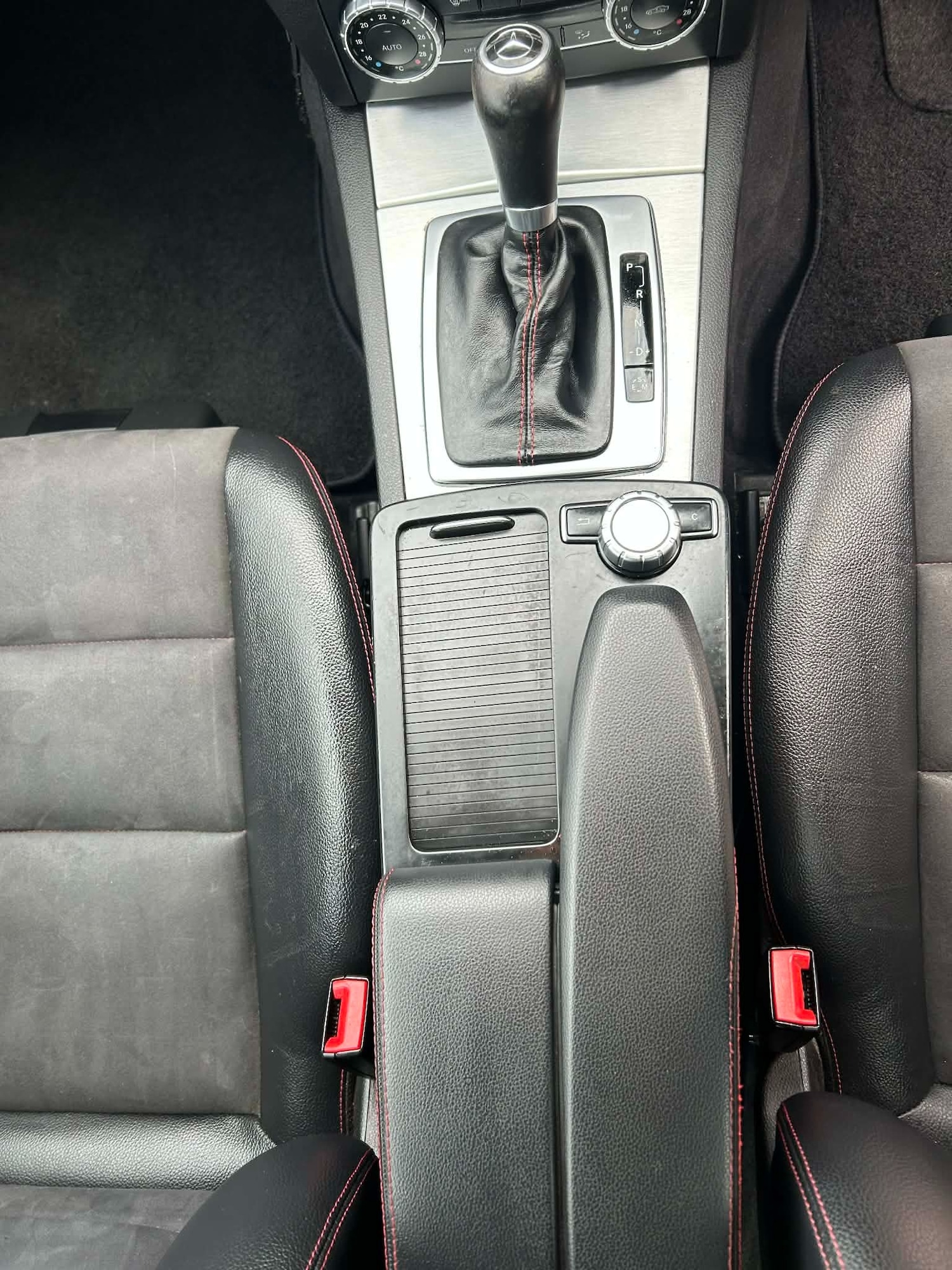 Used Mercedes-Benz C Class 2013 for sale - 77818263: Photo 12