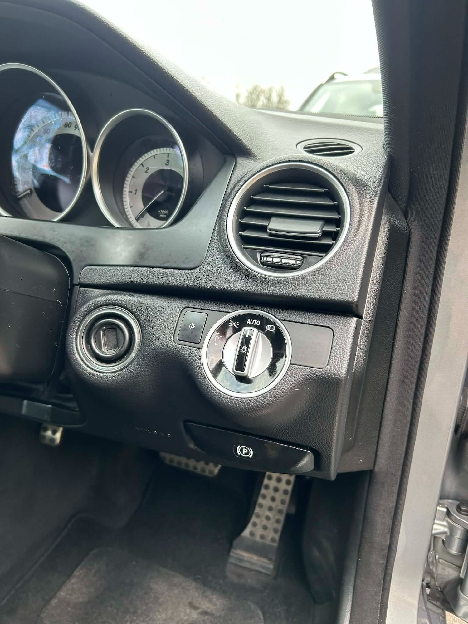 Used Mercedes-Benz C Class 2013 for sale - 77818263: Photo 17