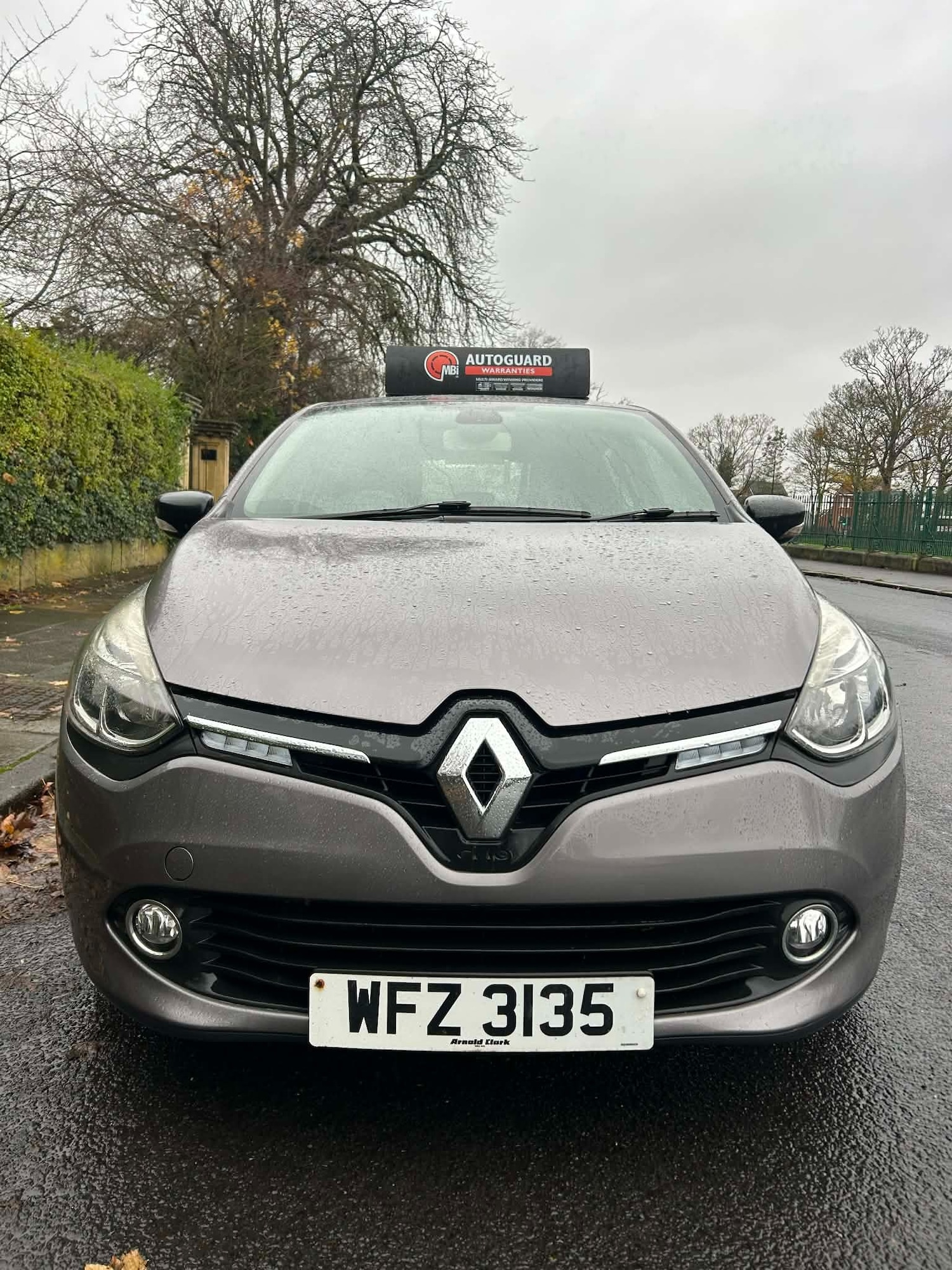 Used Renault Clio 2015 for sale - 76762770: Photo 2