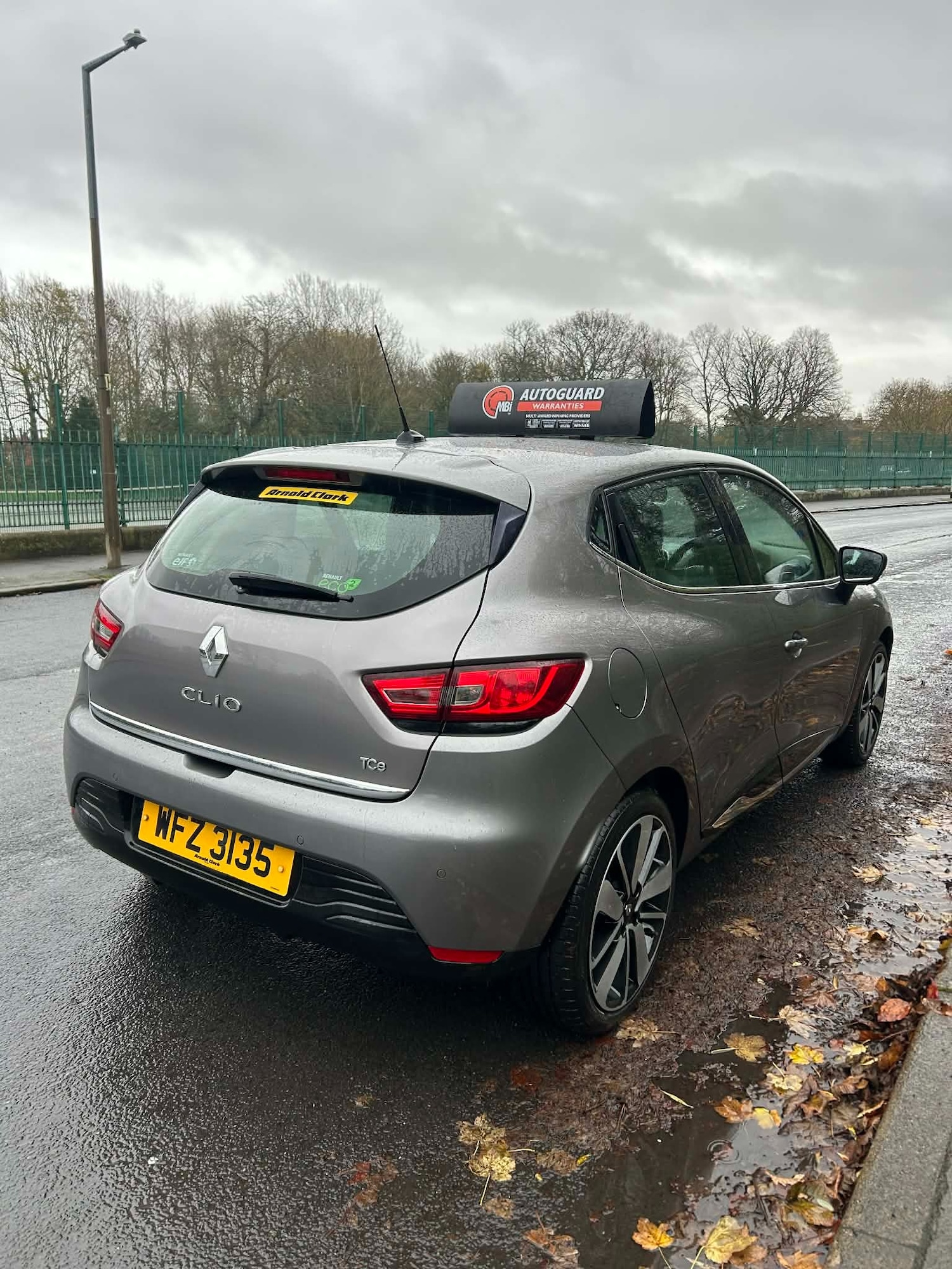 Used Renault Clio 2015 for sale - 76762770: Photo 5