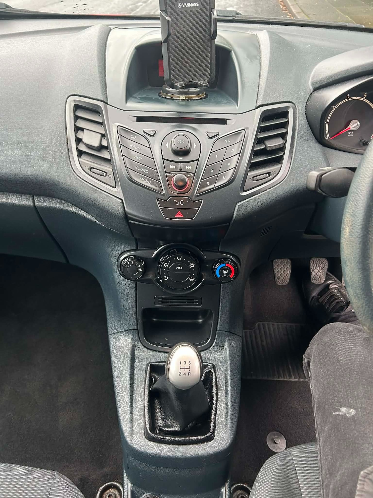 Used Ford Fiesta 2012 for sale - 77170400: Photo 15