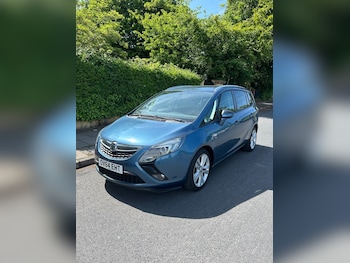 2014 (64) - 2.0 CDTi SRi 5dr-LOVELY CAR INSIDE AND OUT