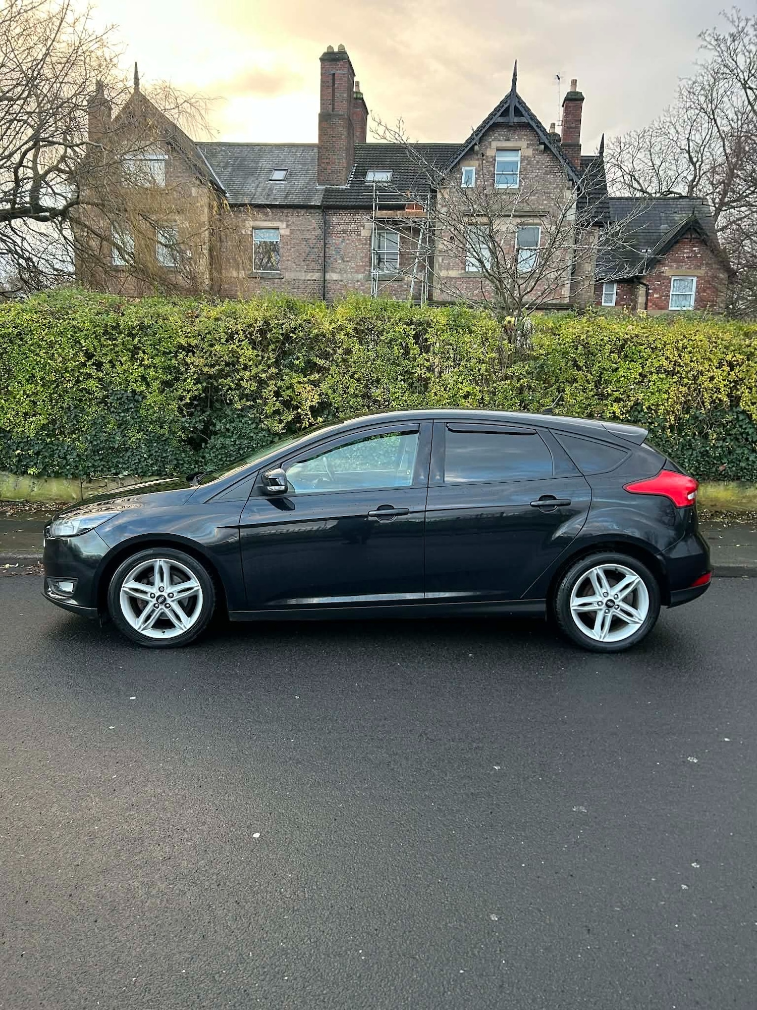 Used Ford Focus 2015 for sale - 77148156: Photo 3