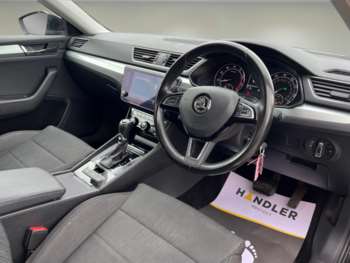 Used Skoda Superb 2017 for sale - 74768017: Photo