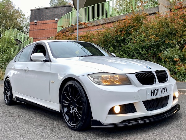 Used BMW 3 Series 2011 for sale - 75645492: Photo 2