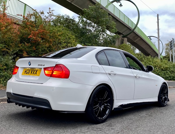 Used BMW 3 Series 2011 for sale - 75645492: Photo 5
