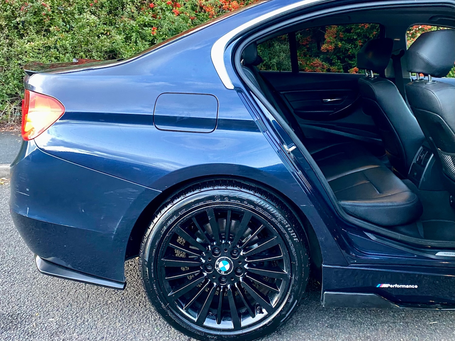 Used BMW 3 Series 2012 for sale - 76391530: Photo 10