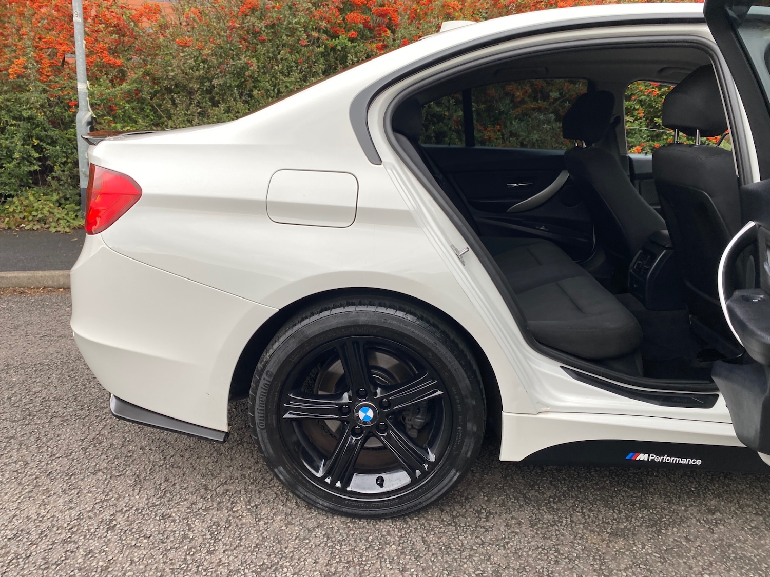 Used BMW 3 Series 2012 for sale - 76488434: Photo 10