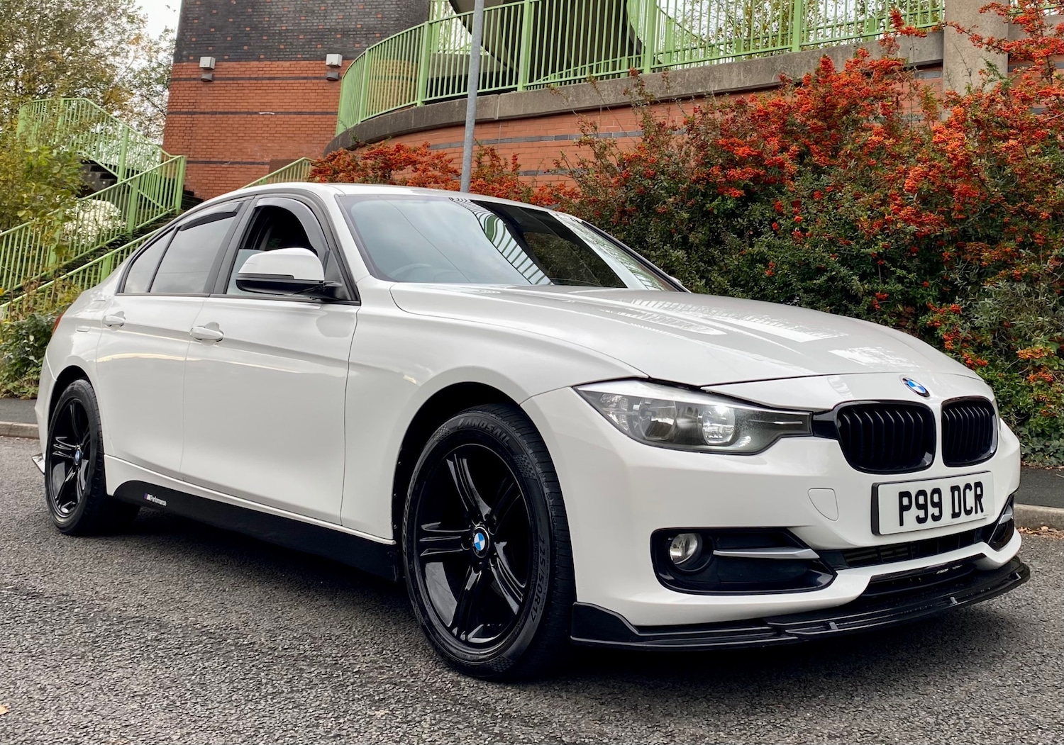 Used BMW 3 Series 2012 for sale - 76488434: Photo 2