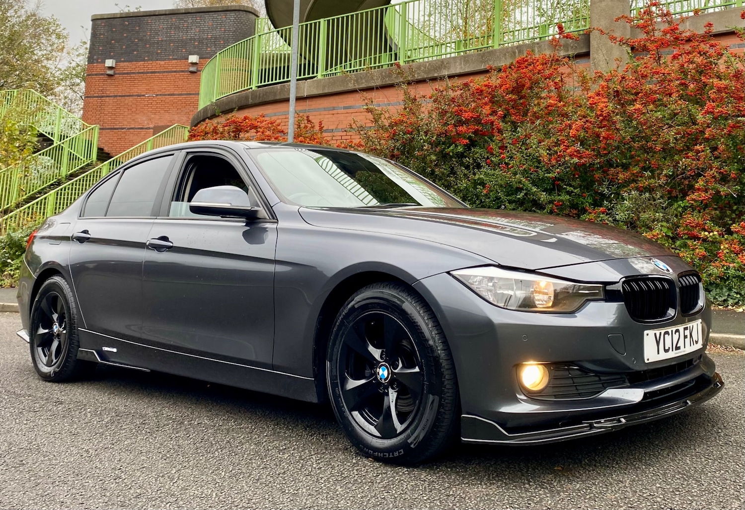 Used BMW 3 Series 2012 for sale - 76571407: Photo 2