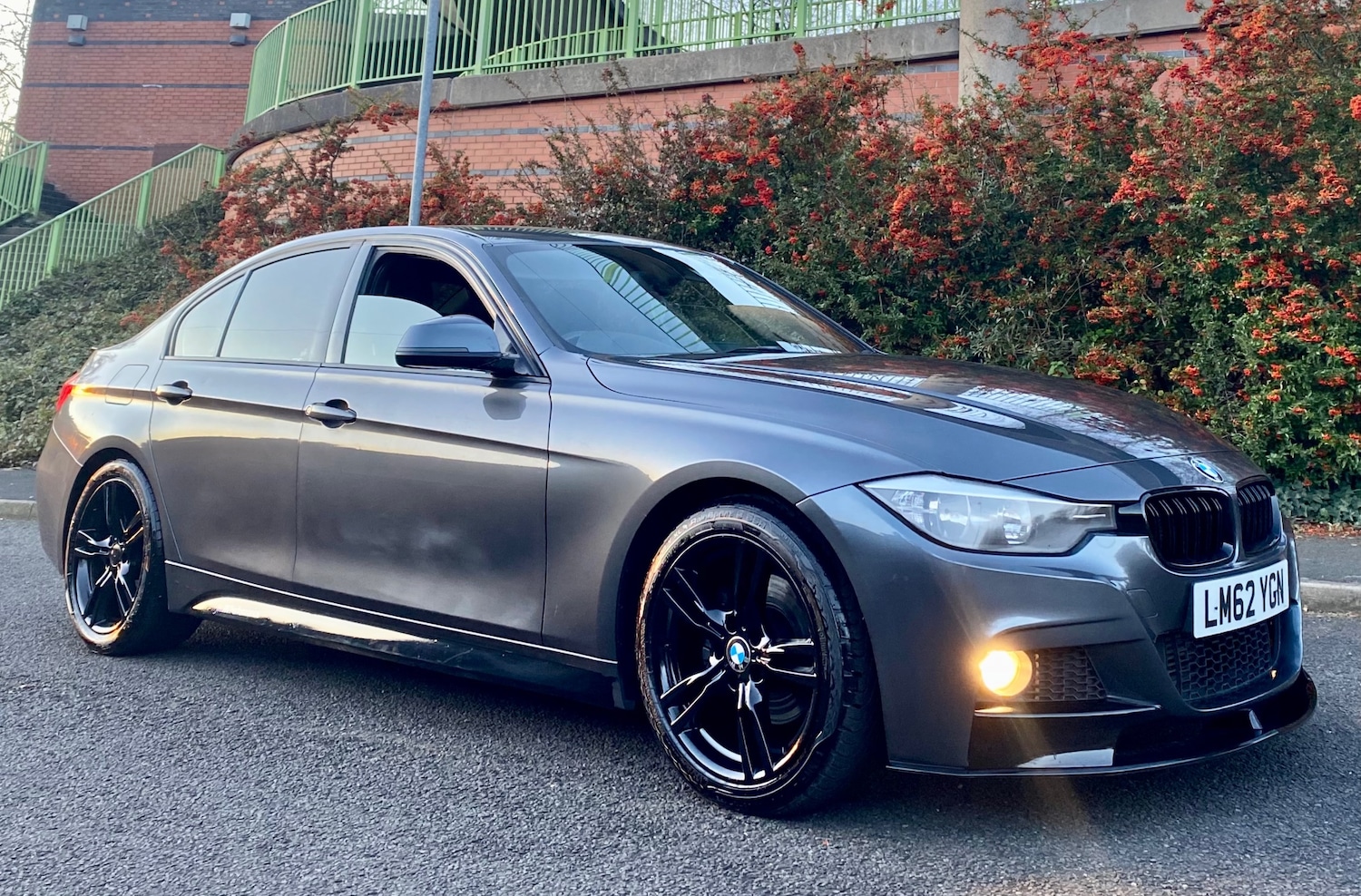 Used BMW 3 Series 2012 for sale - 77053499: Photo 2