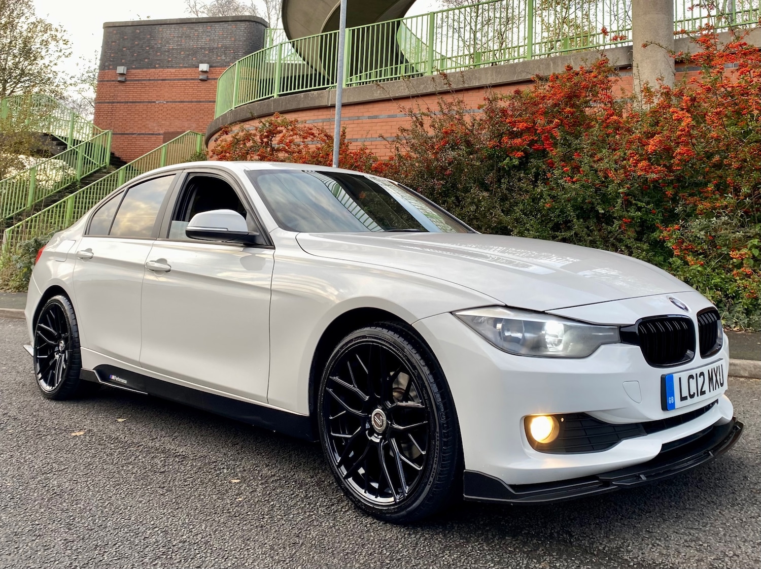 Used BMW 3 Series 2012 for sale - 76791626: Photo 2