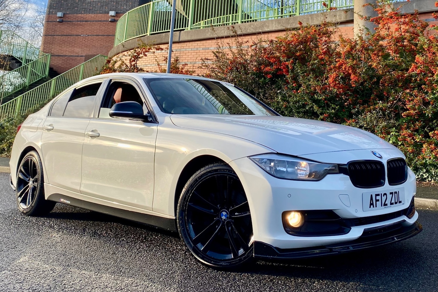 Used BMW 3 Series 2012 for sale - 76963792: Photo 1