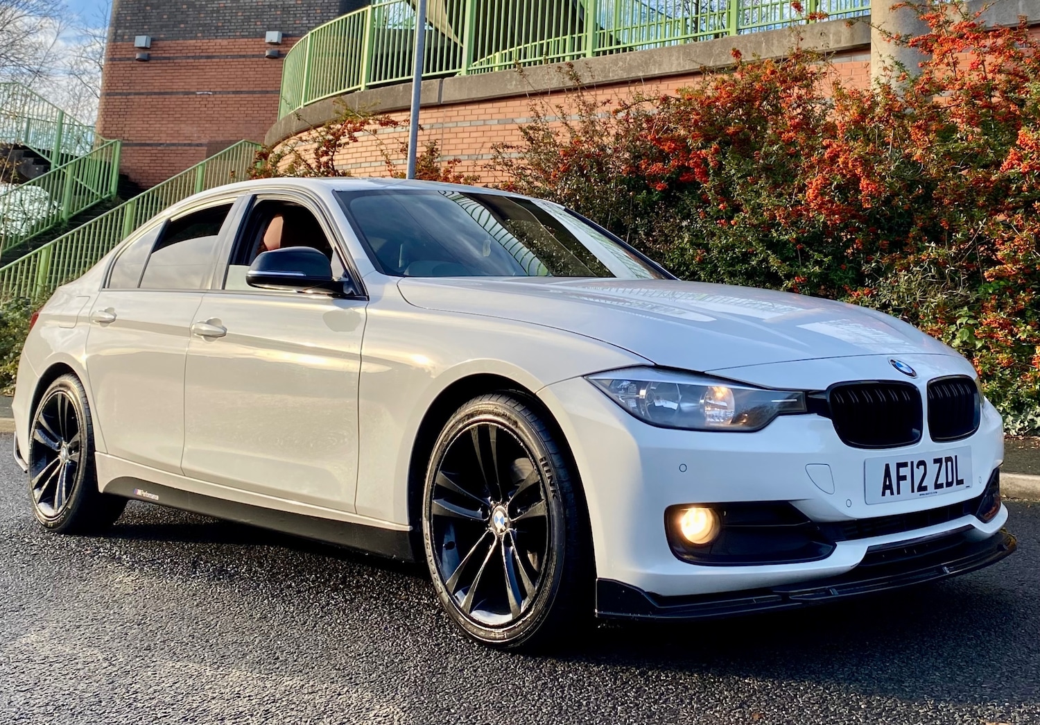 Used BMW 3 Series 2012 for sale - 76963792: Photo 3