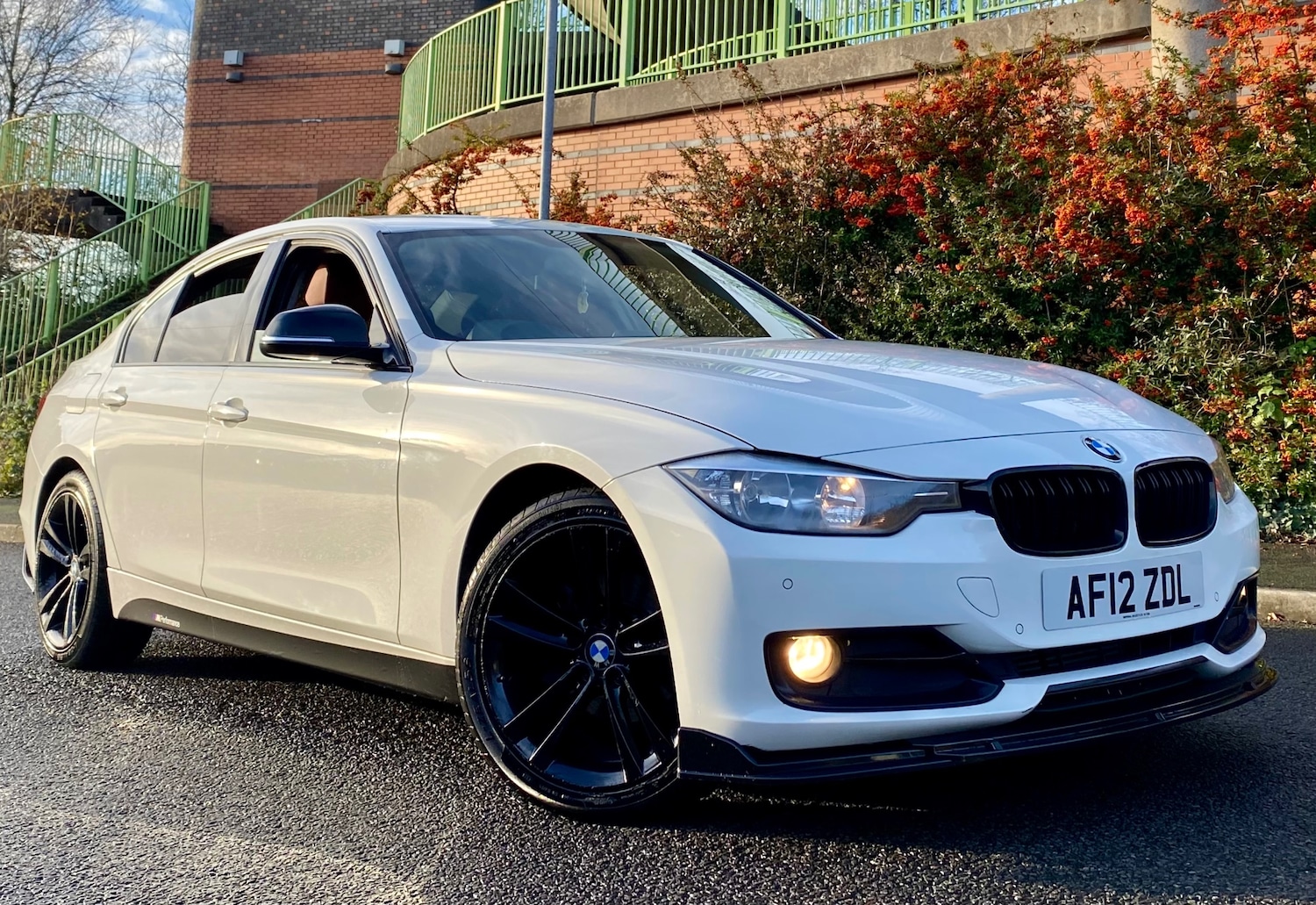 Used BMW 3 Series 2012 for sale - 76963792: Photo 4