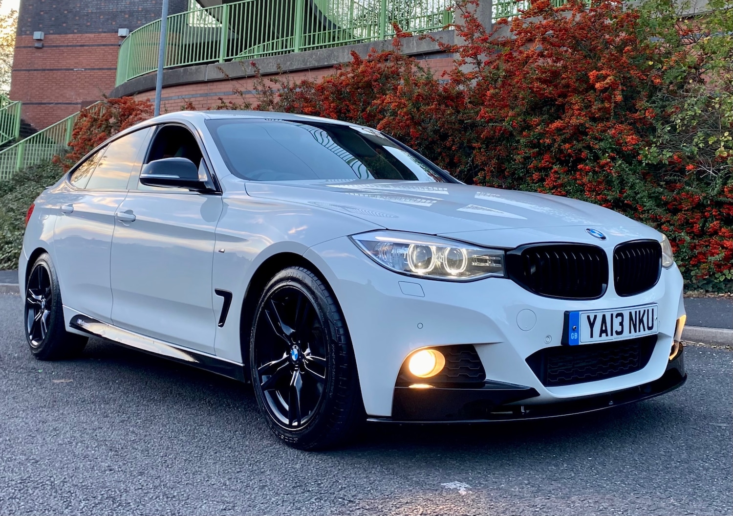 Used BMW 3 Series 2013 for sale - 76187366: Photo 1