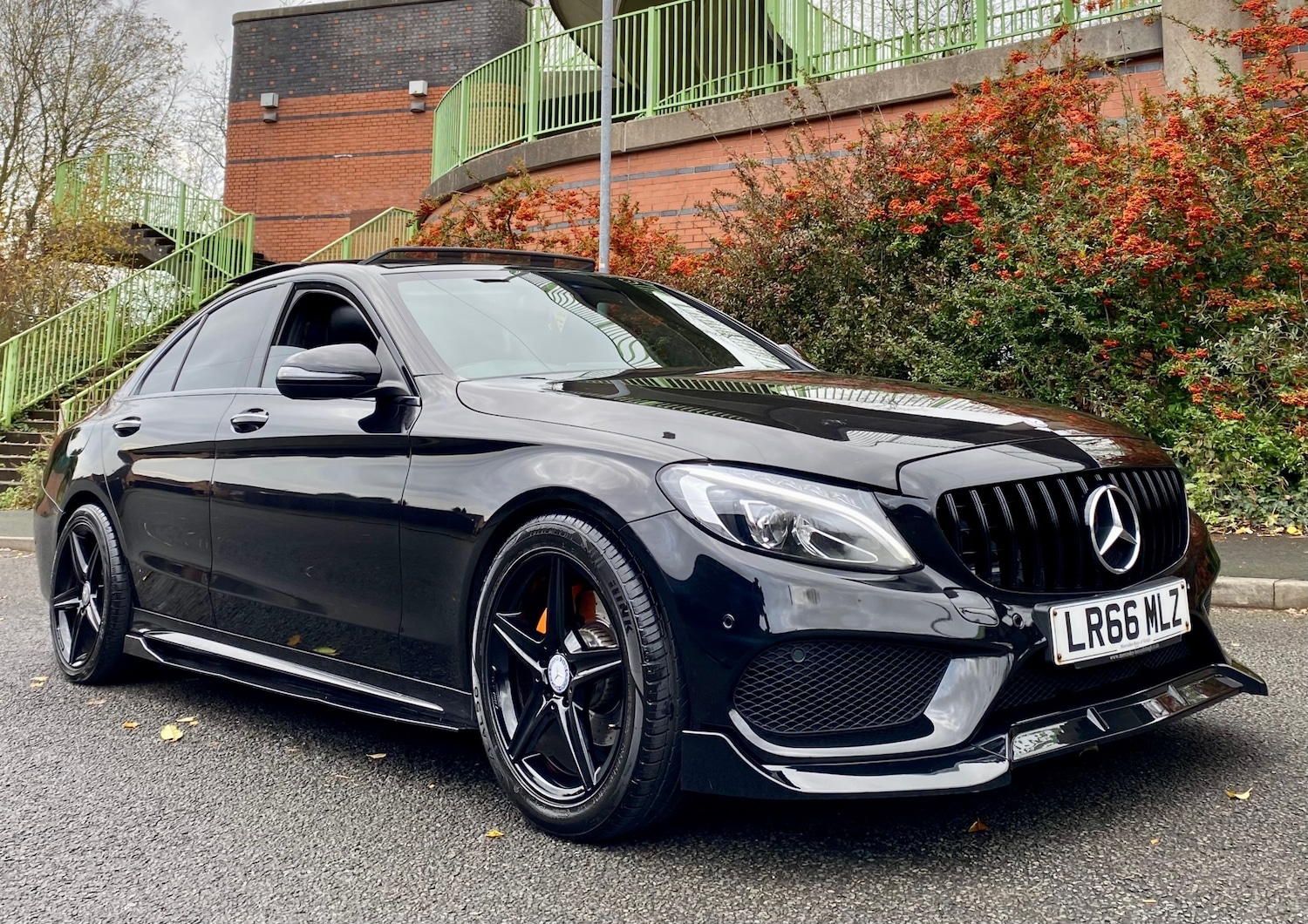 Used Mercedes-Benz C Class 2016 for sale - 77208586: Photo 2