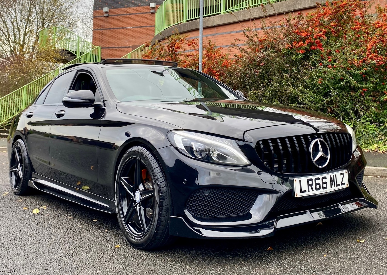 Used Mercedes-Benz C Class 2016 for sale - 77208586: Photo 4