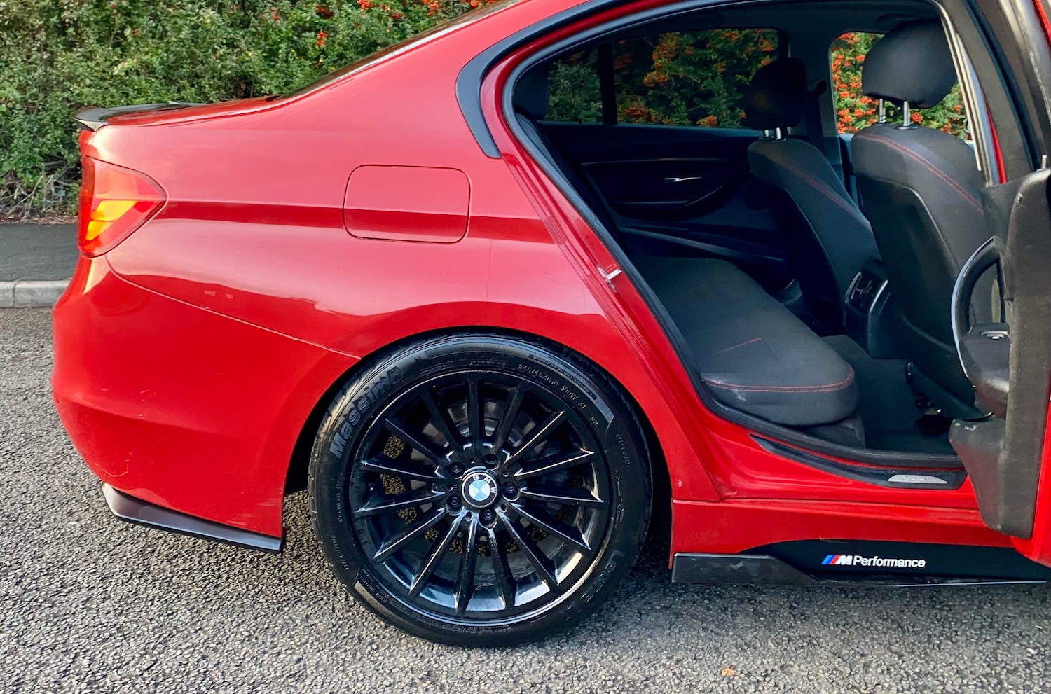 Used BMW 3 Series 2012 for sale - 76571381: Photo 11