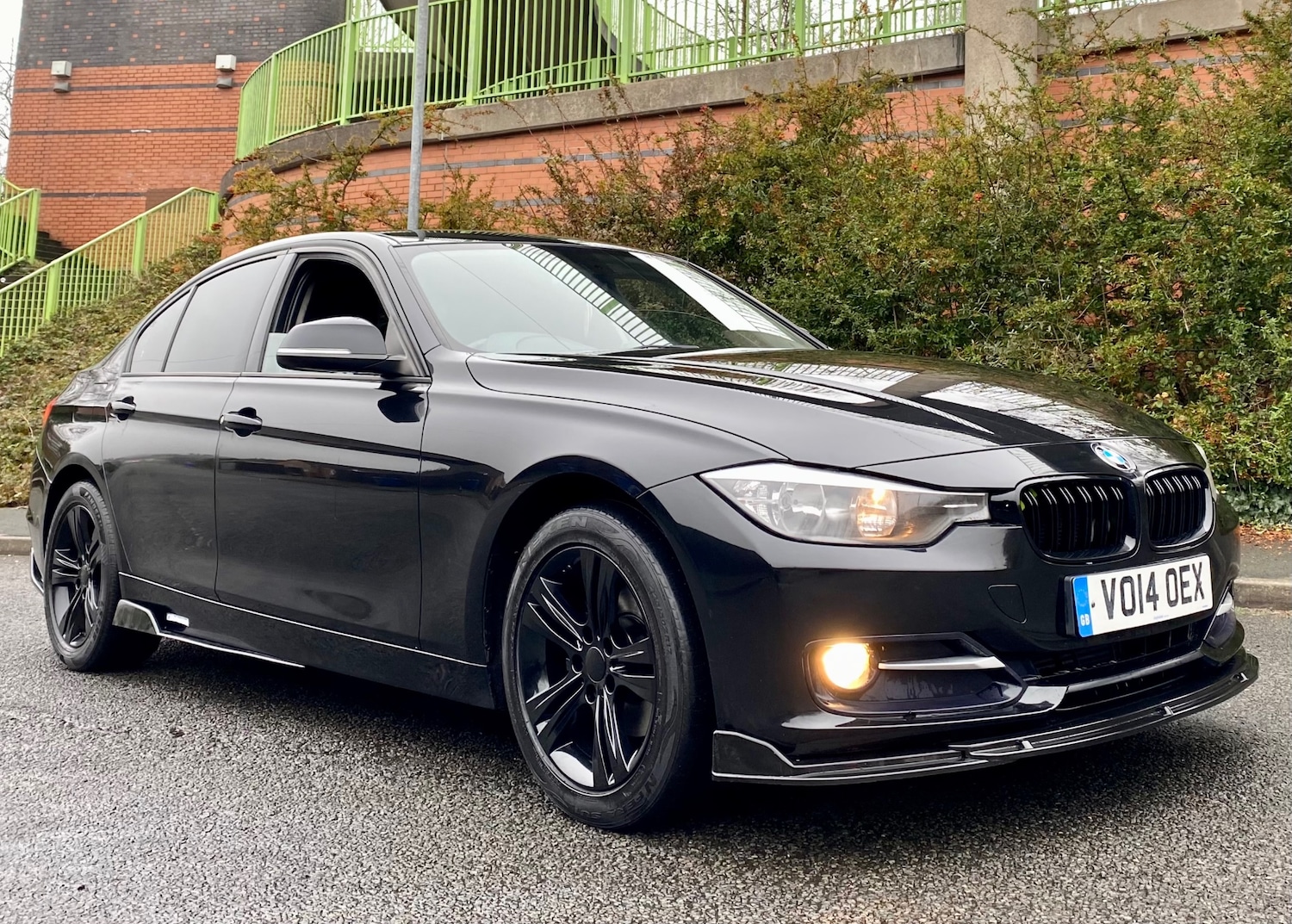 Used BMW 3 Series 2014 for sale - 77140805: Photo 2