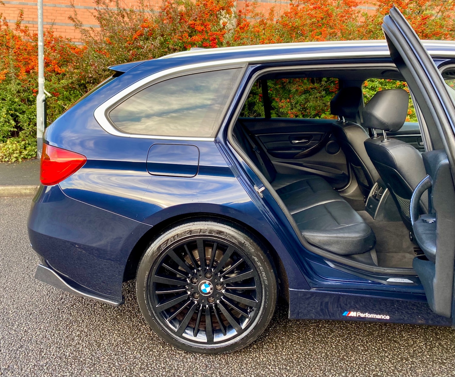 Used BMW 3 Series 2012 for sale - 76964305: Photo 11