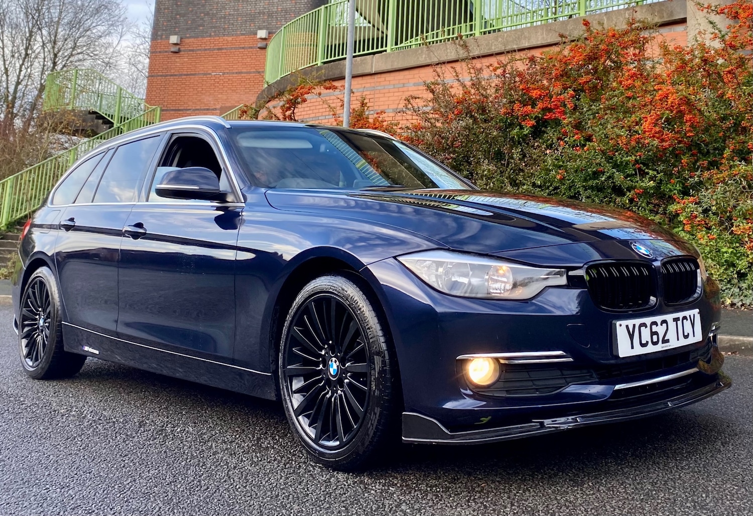 Used BMW 3 Series 2012 for sale - 76964305: Photo 2