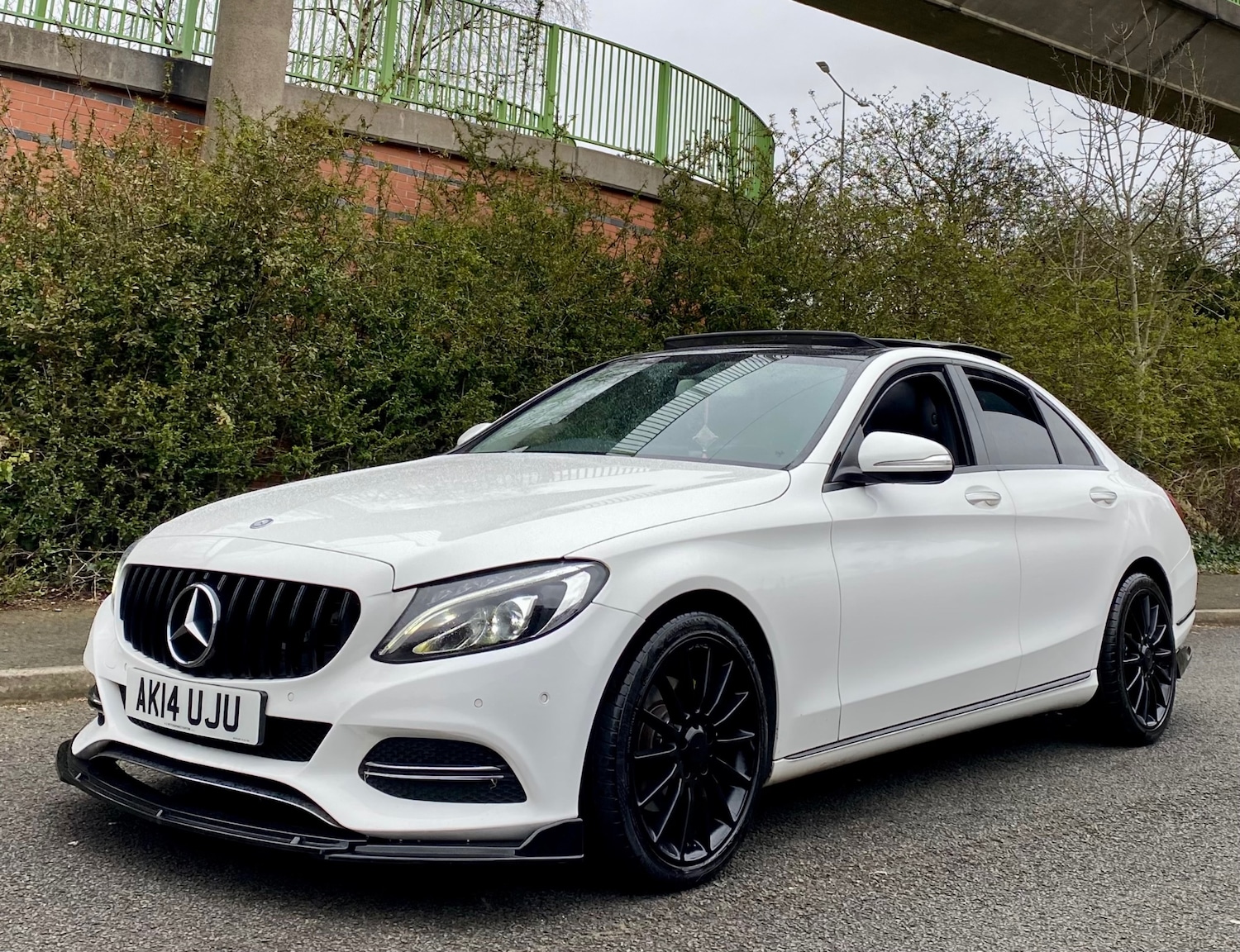 Used Mercedes-Benz C Class 2014 for sale - 77907002: Photo 22