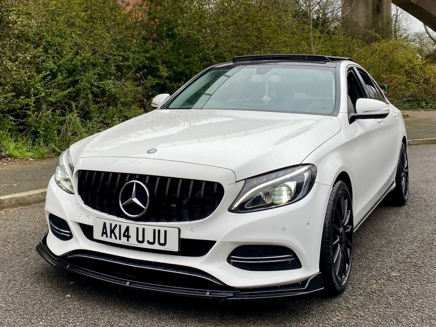 Used Mercedes-Benz C Class 2014 for sale - 77907002: Photo 23