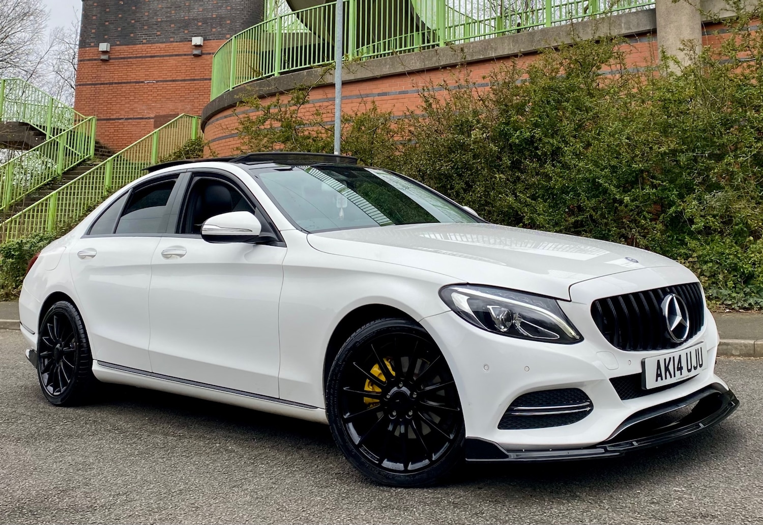 Used Mercedes-Benz C Class 2014 for sale - 77907002: Photo 8