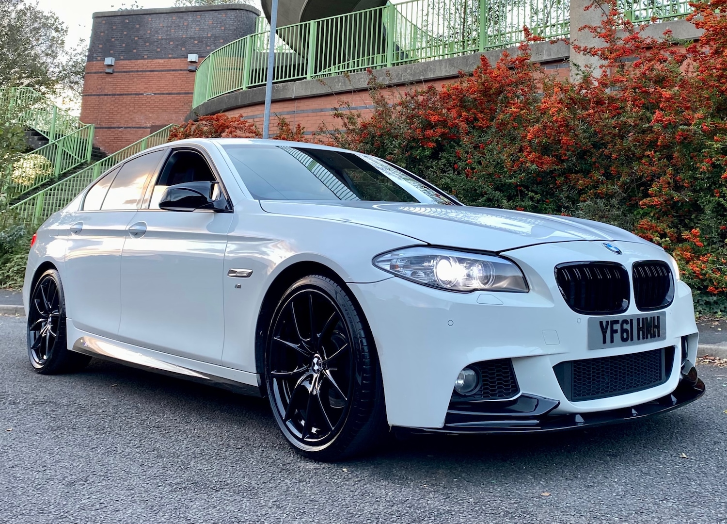 Used BMW 5 Series 2011 for sale - 76391670: Photo 2