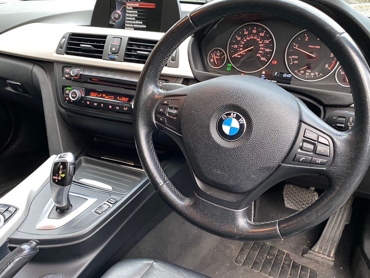 Used BMW 3 Series 2015 for sale - 76392317: Photo 9