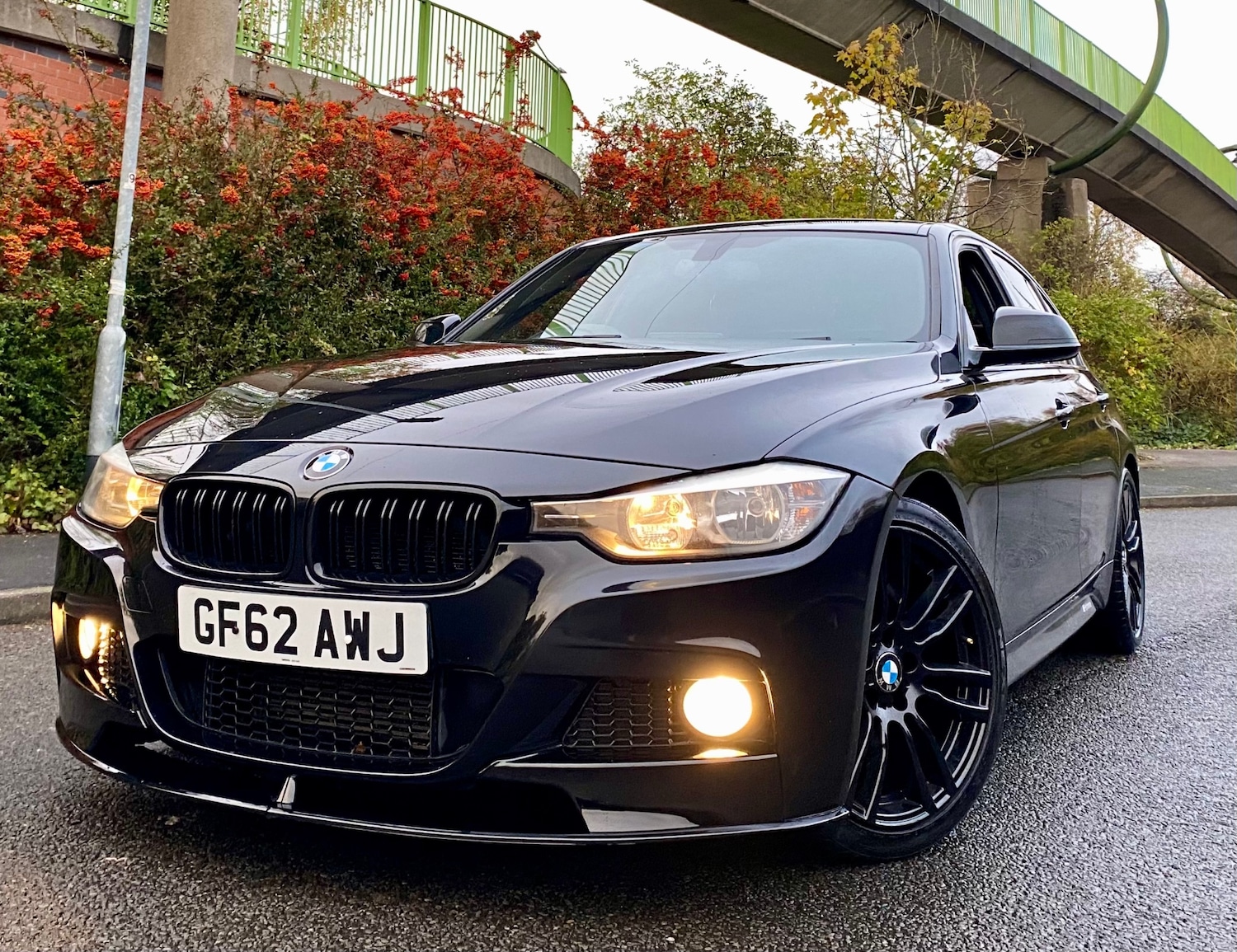 Used BMW 3 Series 2012 for sale - 76537592: Photo 1