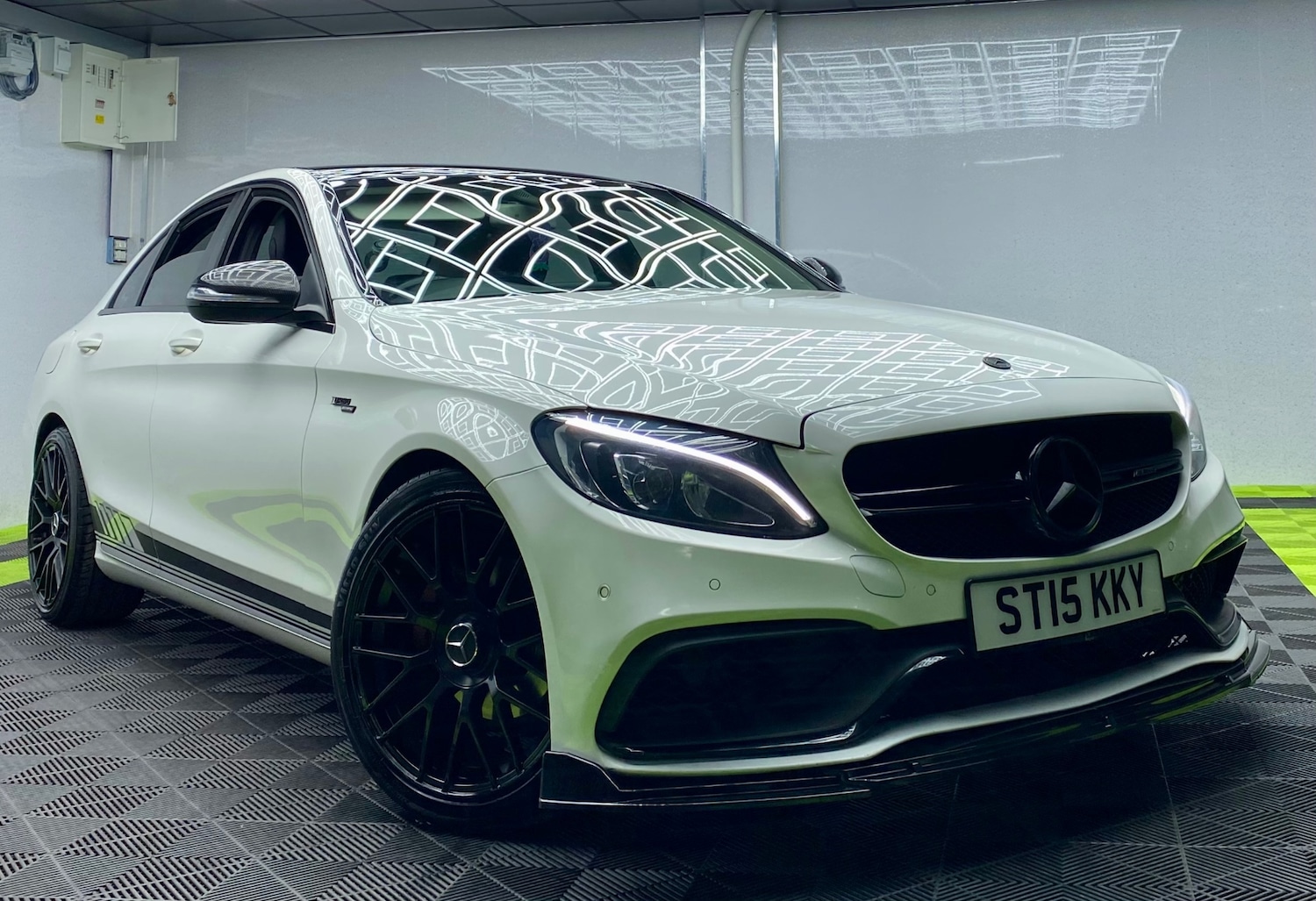 Used Mercedes-Benz C Class 2015 for sale - 78005581: Photo 4