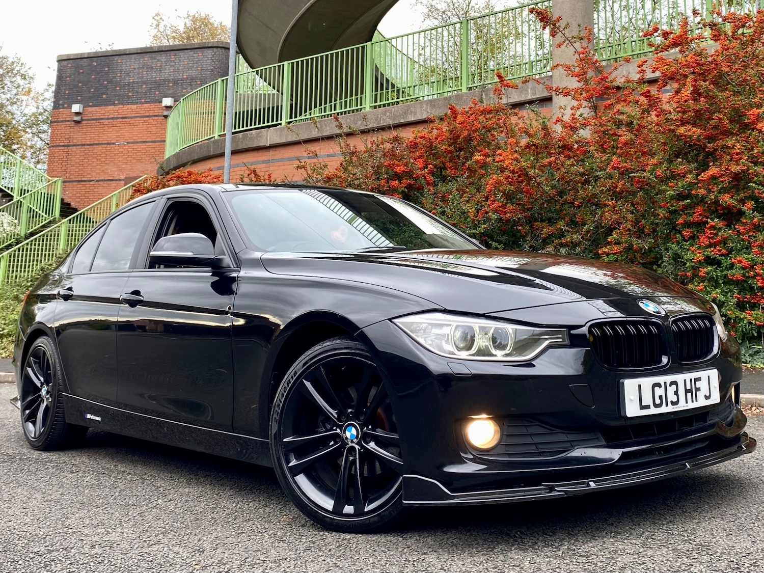 Used BMW 3 Series 2013 for sale - 76484251: Photo 2