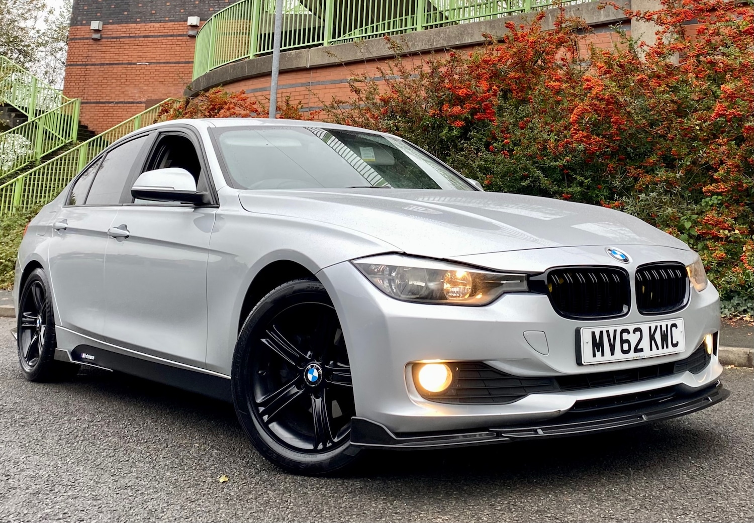 Used BMW 3 Series 2012 for sale - 76690082: Photo 1